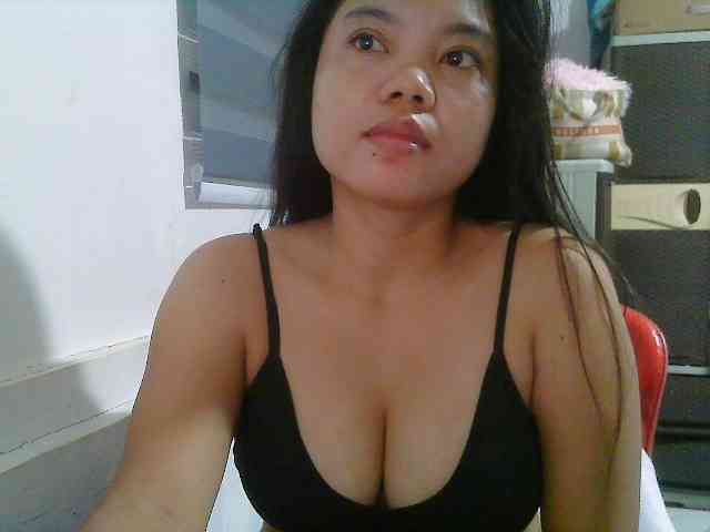 Courtney01 webcam