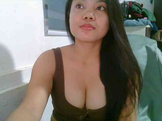 Courtney01 webcam