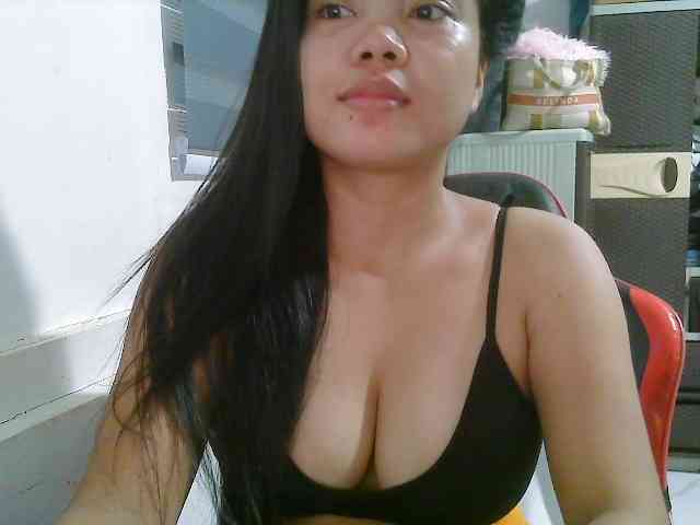 Courtney01 webcam