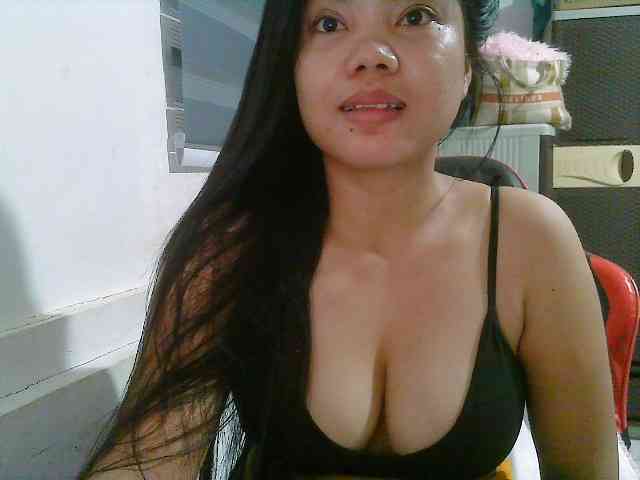 Courtney01 webcam