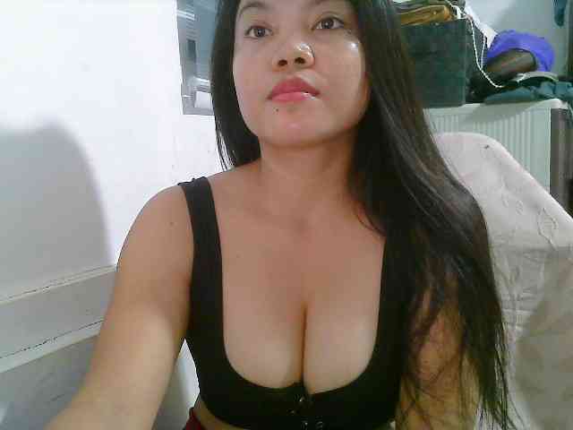 Courtney01 webcam