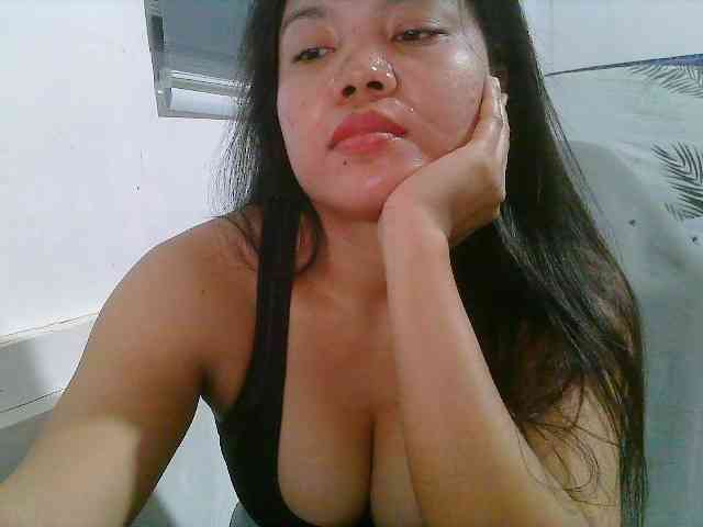 Courtney01 webcam