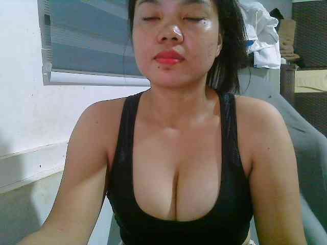 Courtney01 webcam