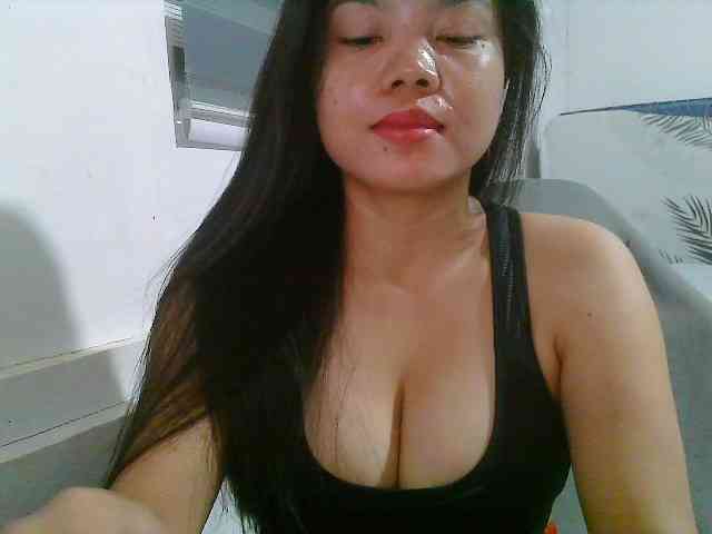 Courtney01 webcam