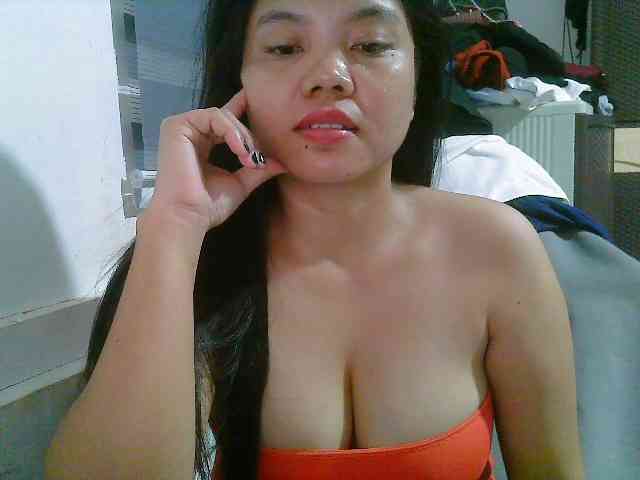 Courtney01 webcam