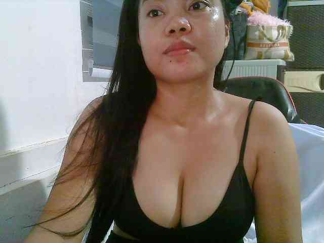 Courtney01 webcam