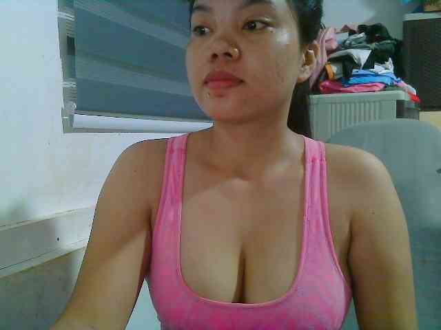 Courtney01 webcam