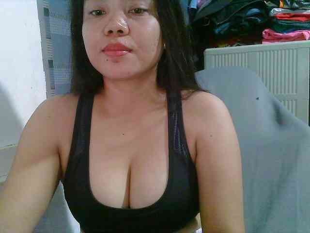 Courtney01 webcam