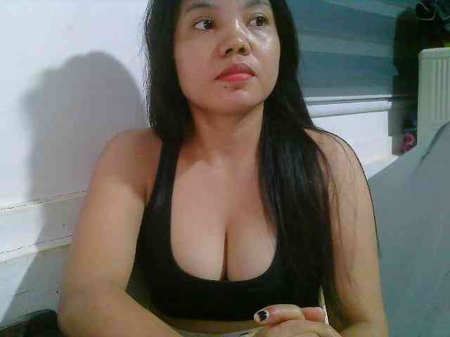 Courtney01 webcam