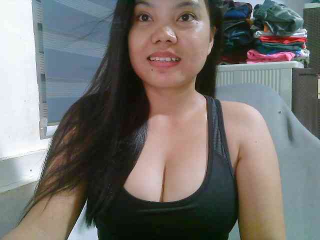Courtney01 webcam