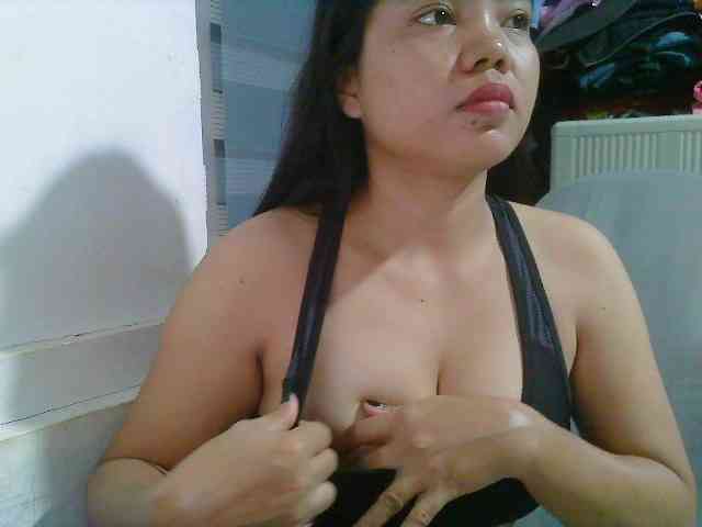Courtney01 webcam