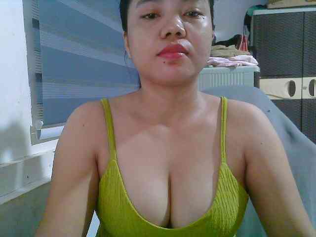 Courtney01 webcam
