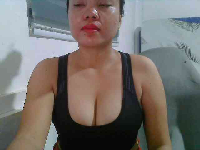 Courtney01 webcam