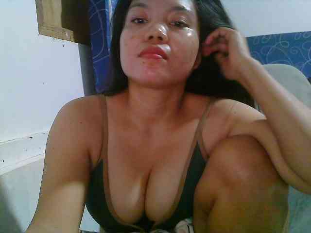 Courtney01 webcam
