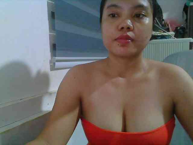 Courtney01 webcam