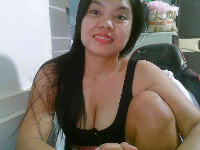 Courtney01 webcam