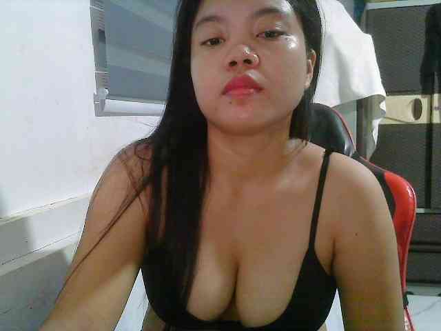 Courtney01 webcam