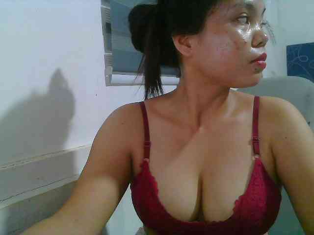 Courtney01 webcam