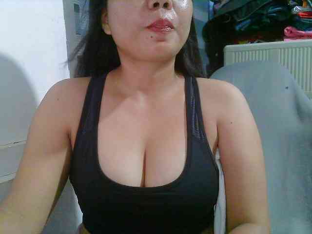 Courtney01 webcam