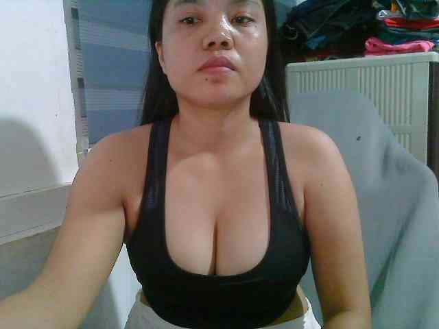 Courtney01 webcam