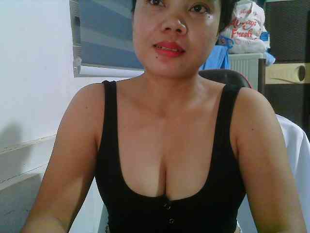 Courtney01 webcam