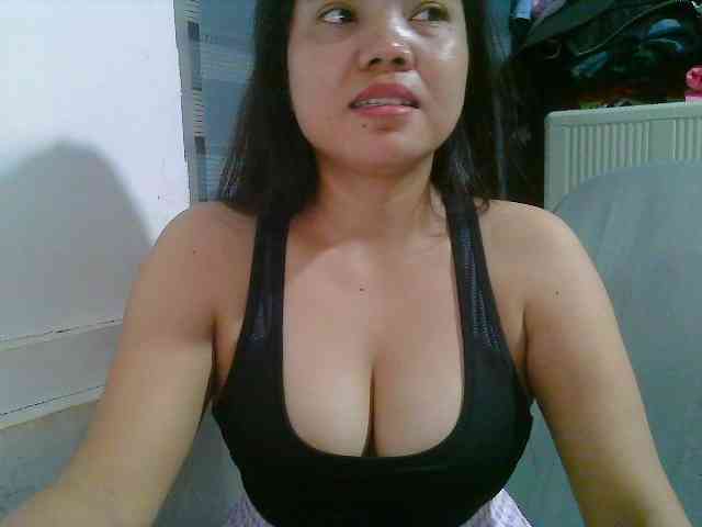 Courtney01 webcam