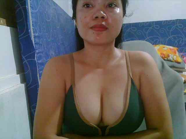 Courtney01 webcam