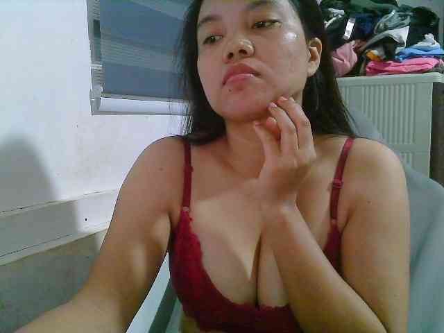 Courtney01 webcam