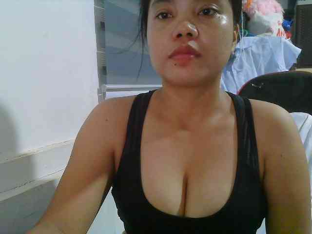 Courtney01 webcam