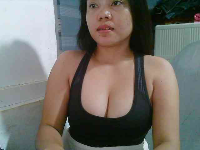Courtney01 webcam