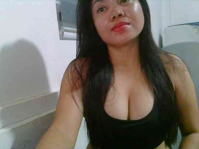 Courtney01 webcam