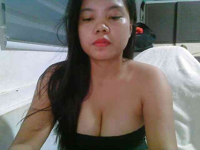 Courtney01 webcam