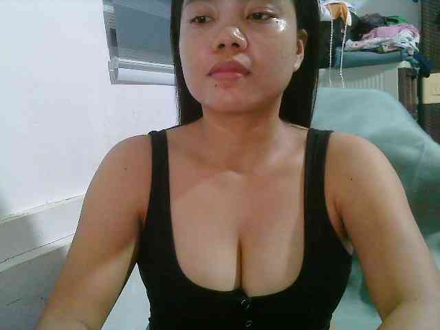 Courtney01 webcam