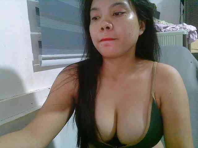 Courtney01 webcam