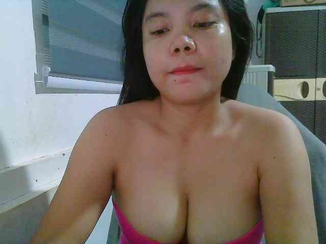 Courtney01 webcam