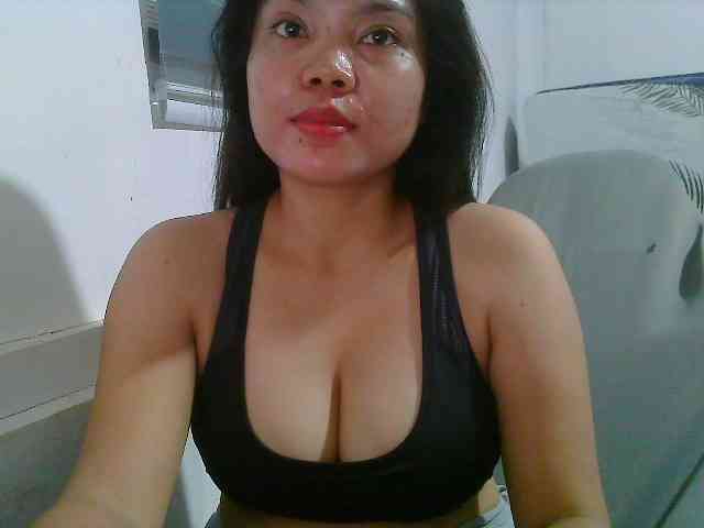 Courtney01 webcam