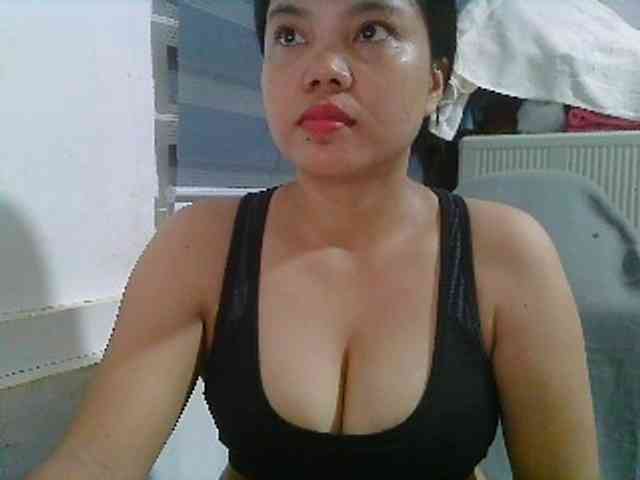 Courtney01 webcam
