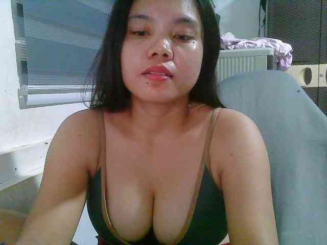 Courtney01 webcam