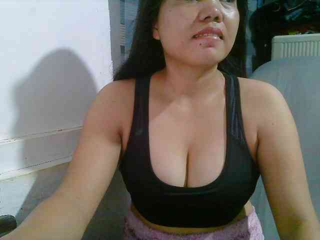 Courtney01 webcam