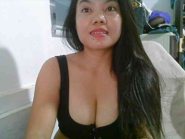Courtney01 webcam