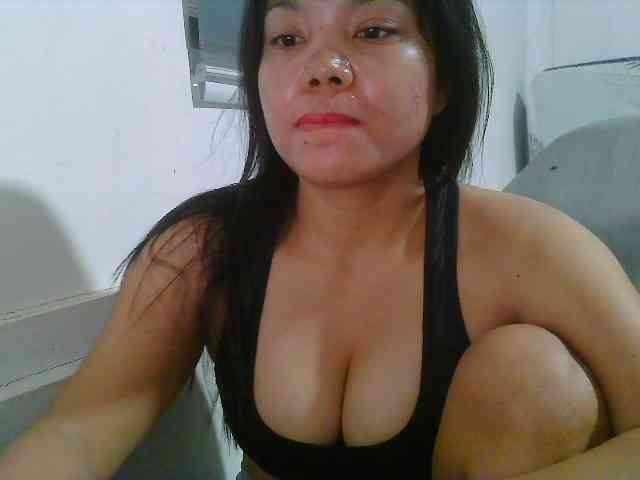 Courtney01 webcam