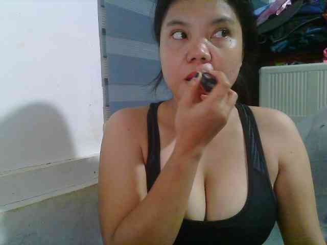 Courtney01 webcam