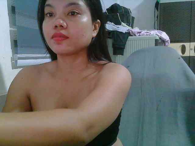 Courtney01 webcam