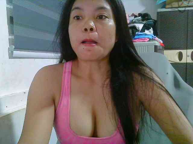 Courtney01 webcam