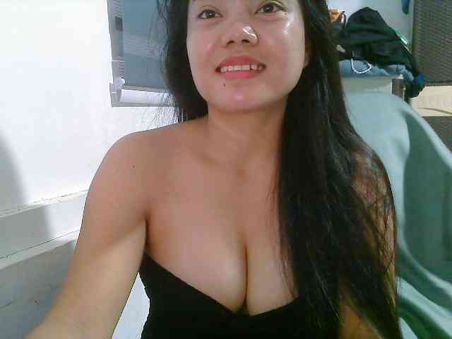 Courtney01 webcam