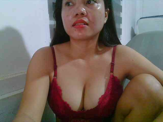 Courtney01 webcam