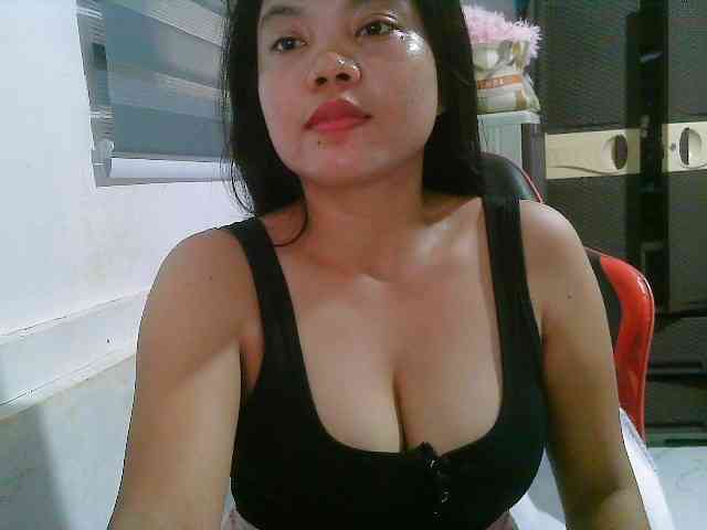 Courtney01 webcam