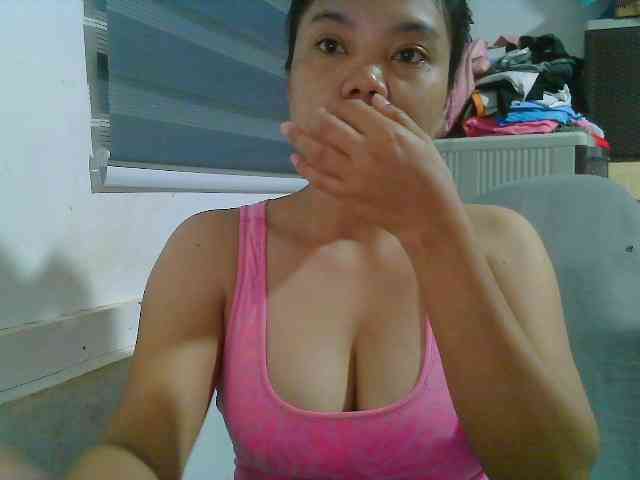 Courtney01 webcam