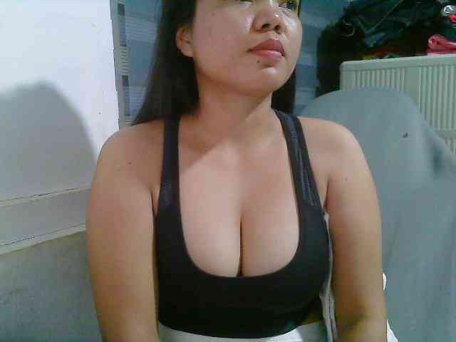 Courtney01 webcam