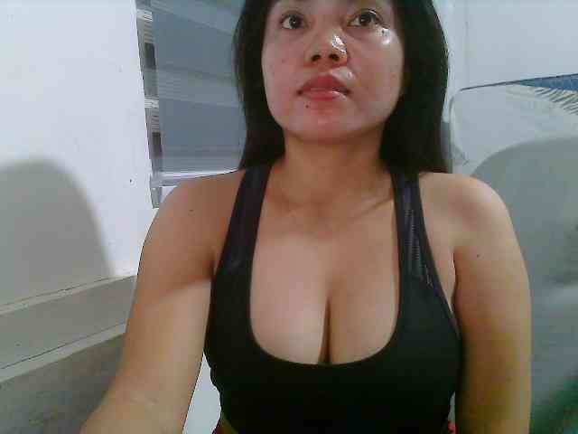 Courtney01 webcam